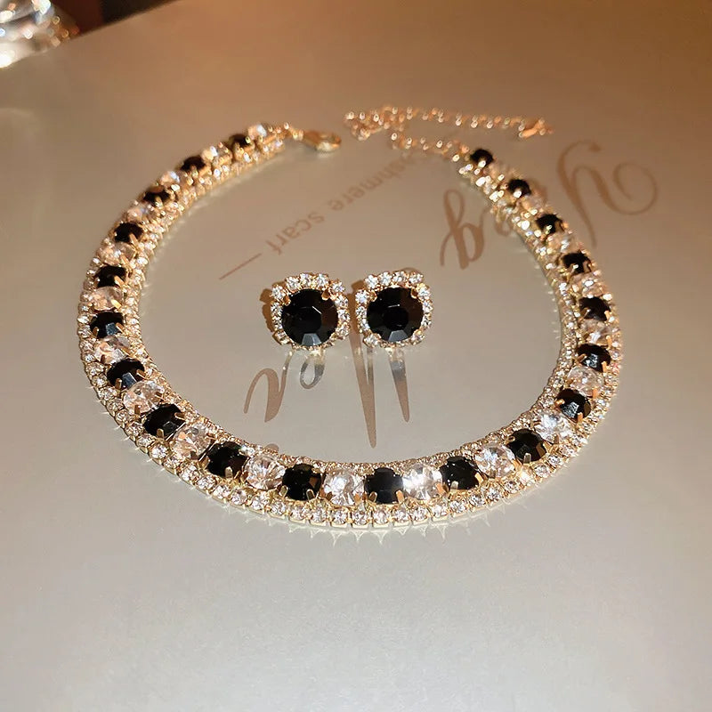 Women Trendy Rhinestone Decorated Jewelry Set. Necklace and Earring Kit. Elegant Fashion Accessory For Daily use.