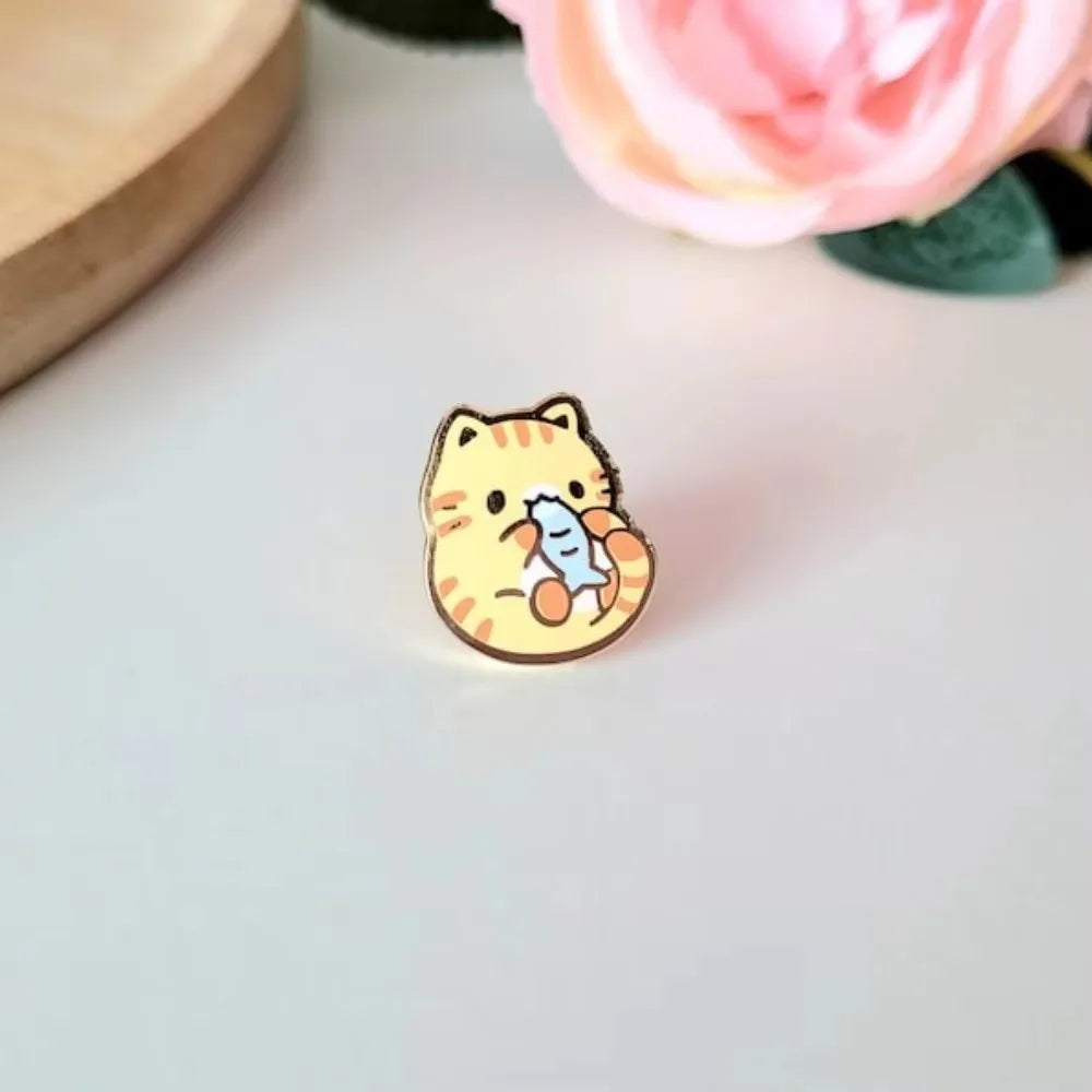 9PCS/SET Cute Tiny Cat Enamel Pins. Kawaii Kitten Fish Badge Cartoon Animal Brooch for Jewelry Accessory Gifts for Cats' Lovers