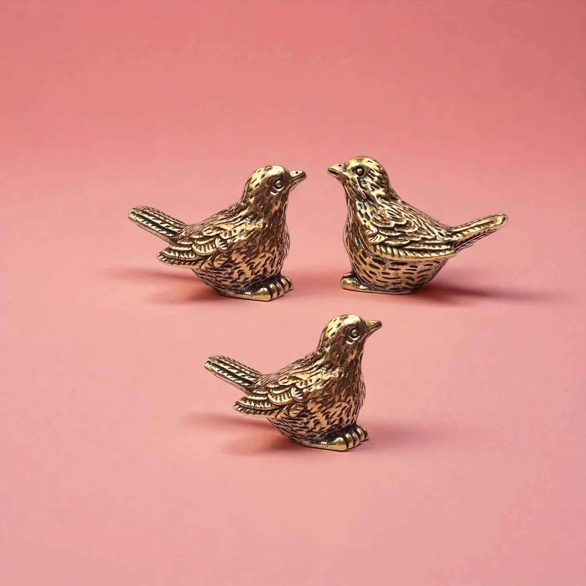 1 brass sparrow figurine, Christmas tea pet. Desktop home decoration, Personalized