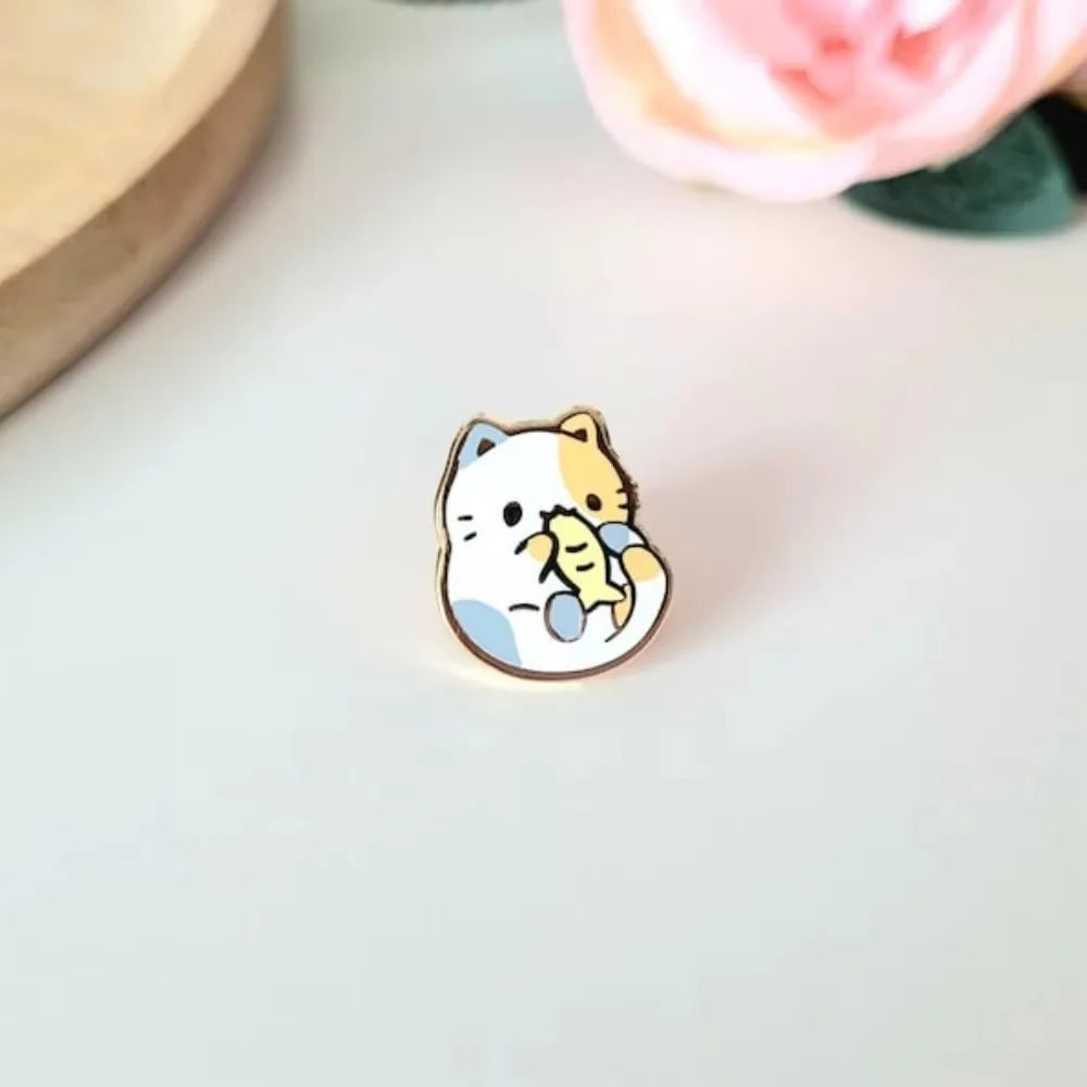 9PCS/SET Cute Tiny Cat Enamel Pins. Kawaii Kitten Fish Badge Cartoon Animal Brooch for Jewelry Accessory Gifts for Cats' Lovers