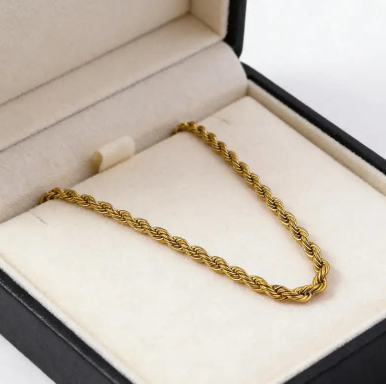 Gainfit Jewelry Gold Rope Chain Necklace for Women, 18K Gold Plated Twisted Chain Stainless Steel Dainty Choker Necklace