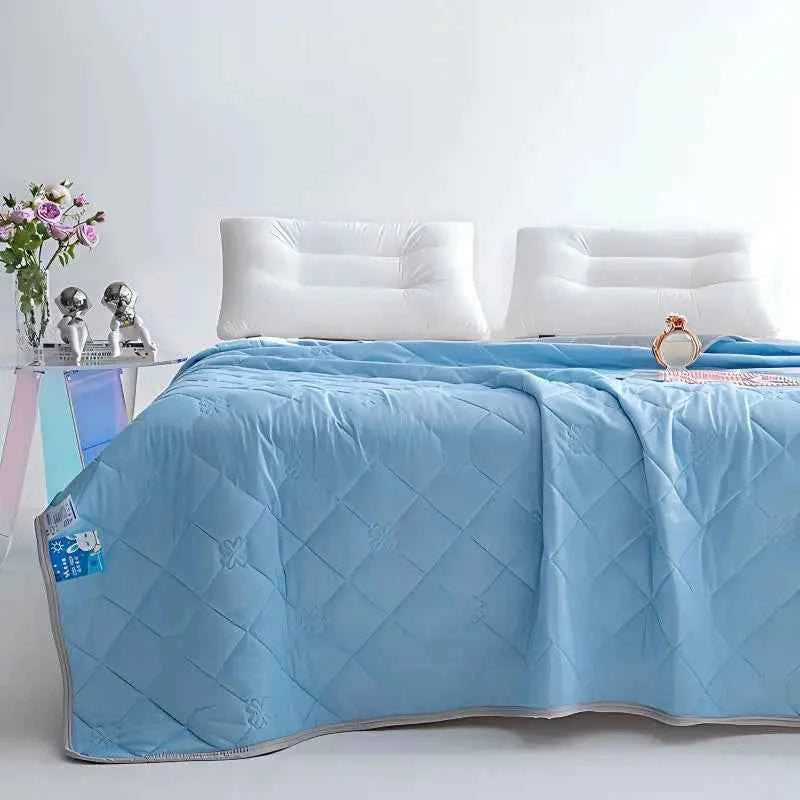 Queen Size Cooling Blanket - Breathable & Lightweight Cooling Comforter, Ice Silk Thin Quilt