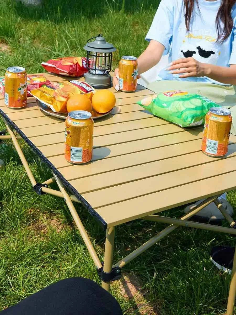 Portable Outdoor Folding Aluminum Alloy Lightweight Table with Storage Bag. Suitable for Camping, Barbecue, Picnic, Travel