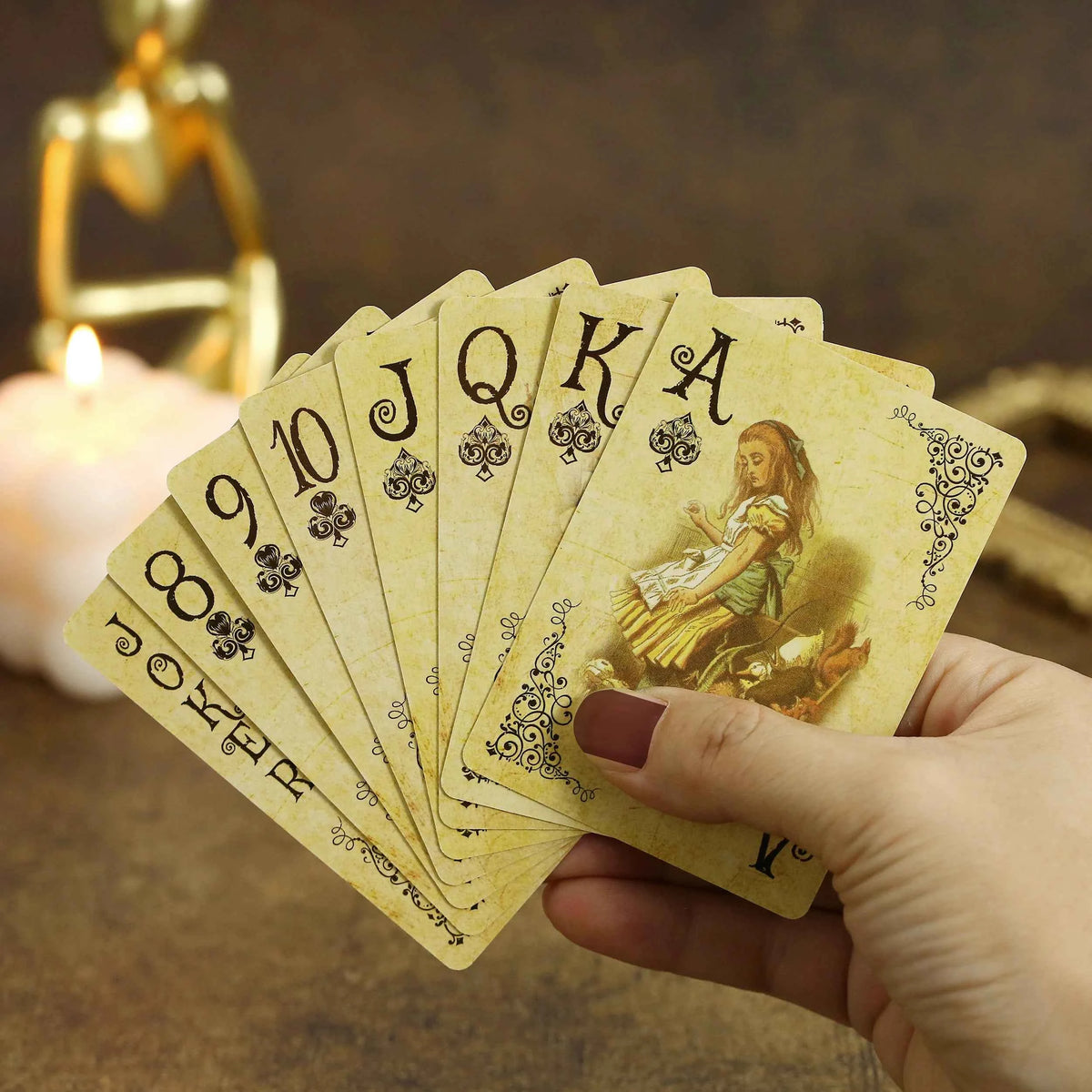 1Set Vintage Style Playing Cards of Alice in Wonderland.